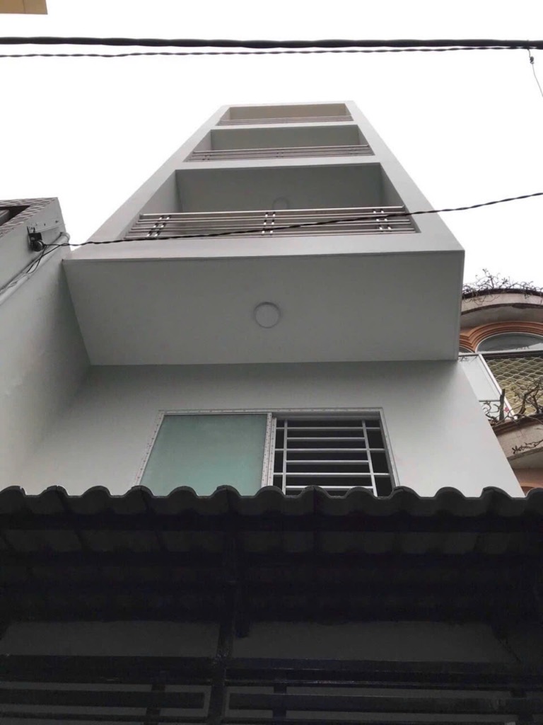 CÁCH HẺM XE HƠI CHỈ 1 CĂN TẠI QUẬN 10